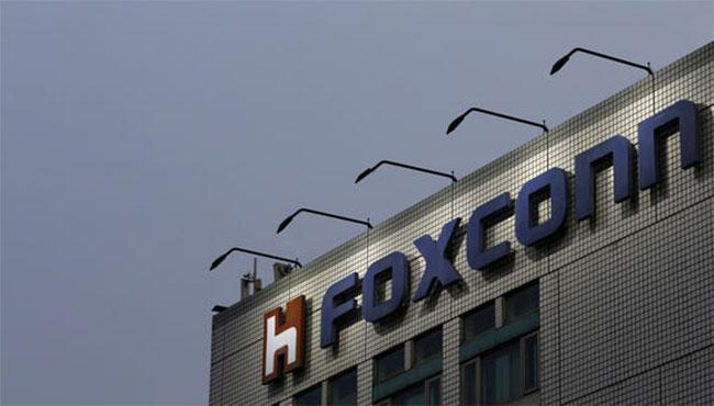 Впервые компания Foxconn задекларировала уменьшение прибыли